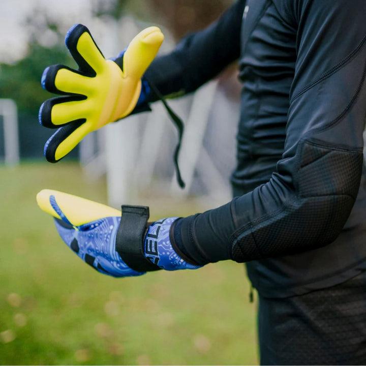 Challenger Youth GK Gloves by Storelli - Pink Cheetah - ITASPORT