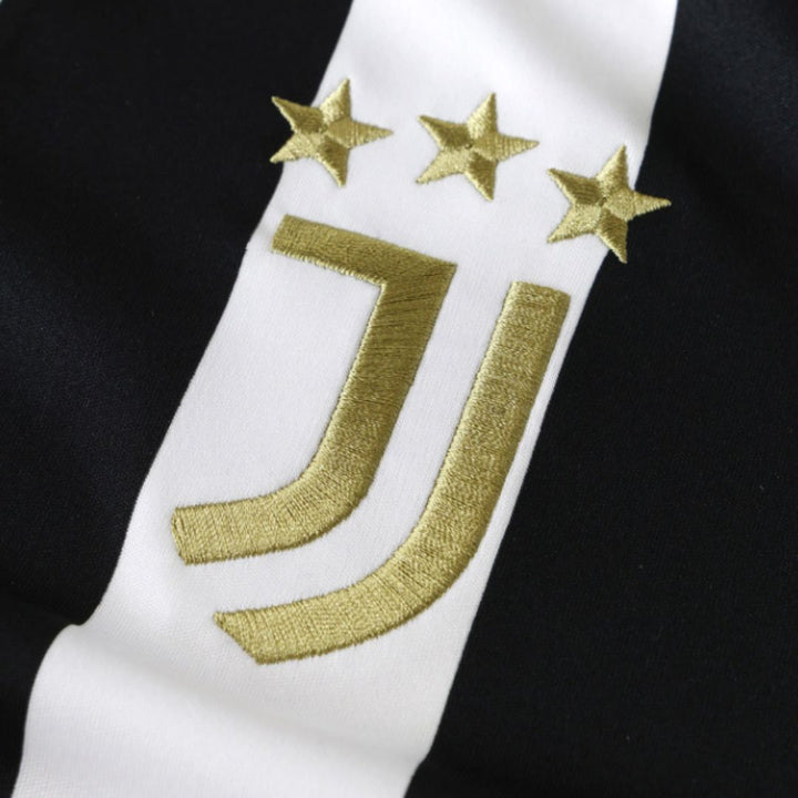 JUVENTUS 2026/27 HOME KIDS KIT - ADIDAS
