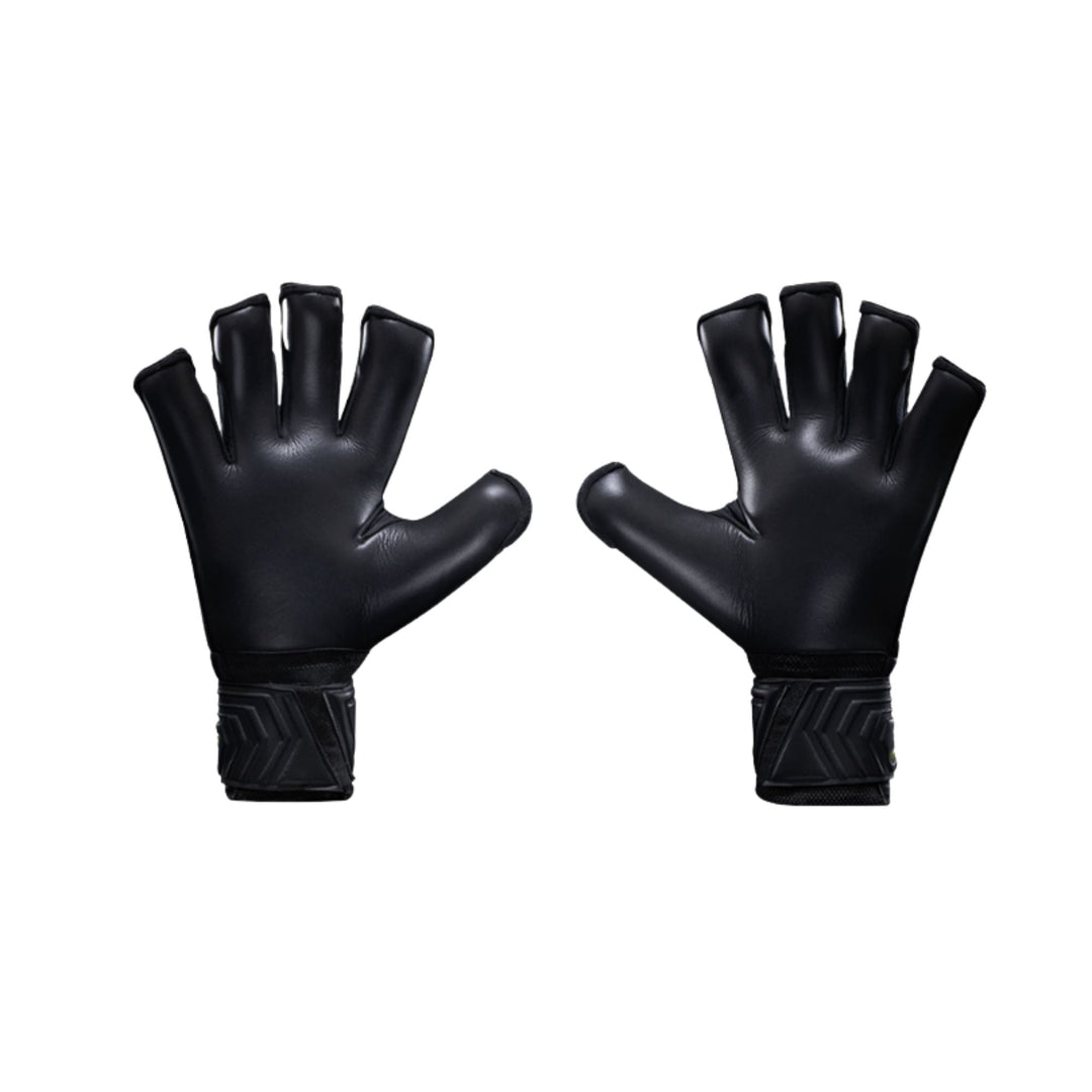 Goalkeeper Gloves - Gladiator Challenger v3 by Storelli - ITASPORT